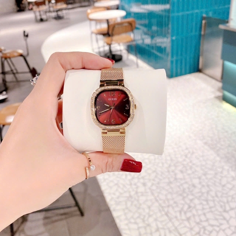 Guess Mặt Vuông Đỏ |Nữ Giới |Dây Mesh Lưới Vàng Gold |Máy Pin (Quartz) |Size 32mm