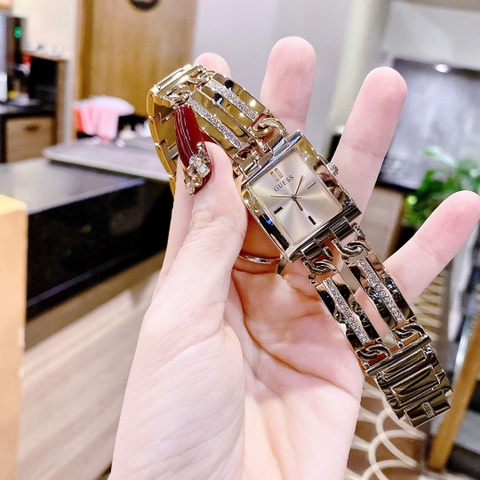 Guess Mod ID |Nữ Giới |6 Kim |Mặt Chữ Nhật |Dây Xích Vàng Gold |Máy Pin (Quartz) |Size 24mm