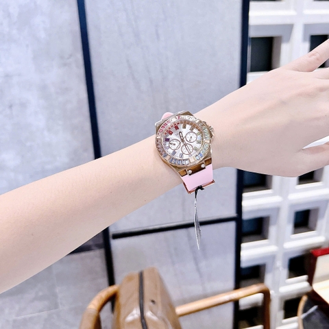 Guess Multi-function |Nữ Giới |Đính Đá Nhiều Màu |Dây Silicone Hồng |Máy Pin (Quartz) |Size 38mm