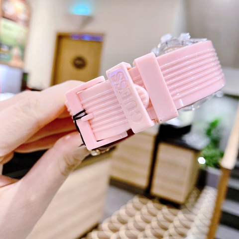 Guess Multifunction |Nữ Giới |6 Kim |Dây Cao Su Màu Hồng |Máy Pin (Quartz) |Size 39mm