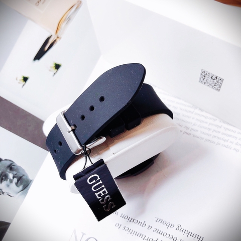 Guess Phoenix |Nam Giới |Chronograph |Dây Sillicone Đen |Máy Pin (Quartz) |Size 43x51mm