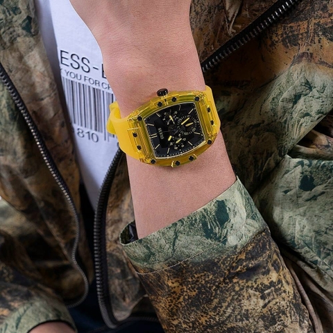 Guess Phoenix |Unisex |Chronograph |Dây Sillicone Vàng |Máy Pin (Quartz) |Size 43x51mm