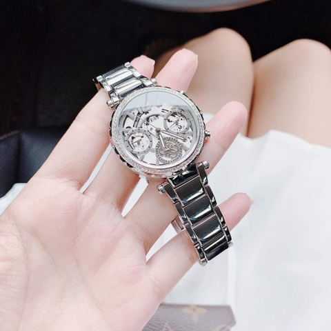 Guess Solstice |Nữ Giới |Mặt Đính Đá |Dây Kim Loại Trắng Silver |Máy Pin (Quartz) |Size 37mm
