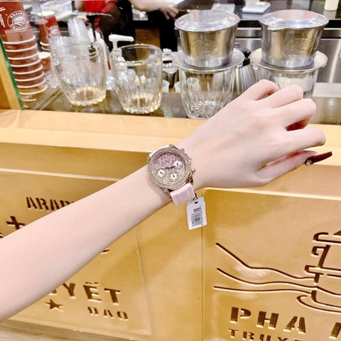 Guess Sparkling |Nữ Giới |Đính Đá Rose Gold |Dây Sillicone Hồng |Máy Pin (Quartz) |Size 38mm