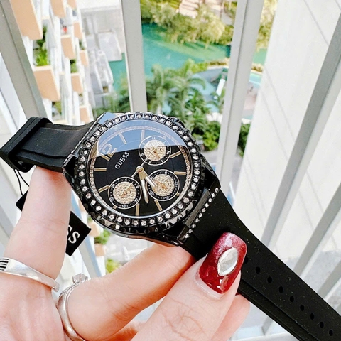 Guess Sporty |Nữ Giới |6 Kim |Nạm Đá |Dây Silicone Màu Đen |Máy Pin (Quartz) |Size 38mm