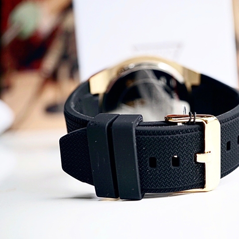 Guess Third Gear |Nam Giới |Vàng Gold |Dây Sillicone Đen |Máy Pin (Quartz) |Size 46mm