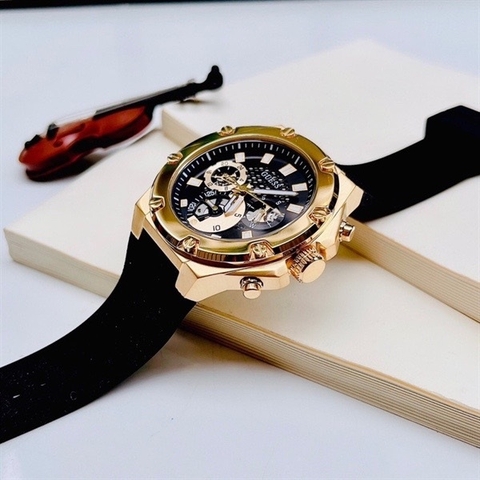 Guess Third Gear |Nam Giới |Vàng Gold |Dây Sillicone Đen |Máy Pin (Quartz) |Size 46mm