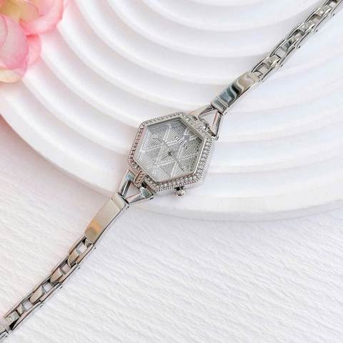 Guess Vanity |Nữ Giới |Mặt Lục Giác |Đính Đá |Lắc Tay Silver |Máy Pin (Quartz) |Size 28mm