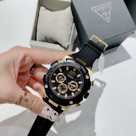 Guess Navigator |Nam Giới |Vàng Gold |Dây Sillicone Đen |Máy Pin (Quartz) |Size 50mm