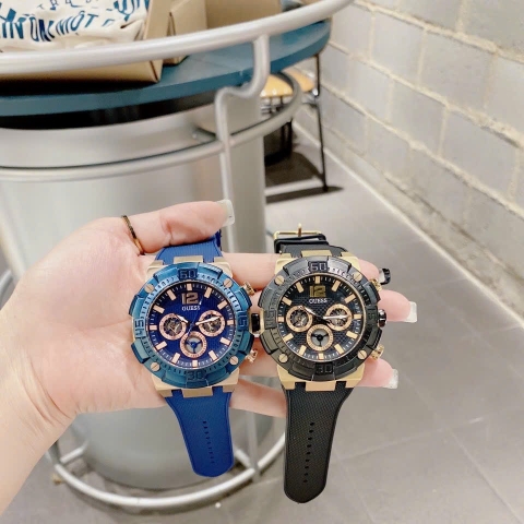 Guess Navigator |Nam Giới |Vàng Gold |Dây Sillicone Đen |Máy Pin (Quartz) |Size 50mm
