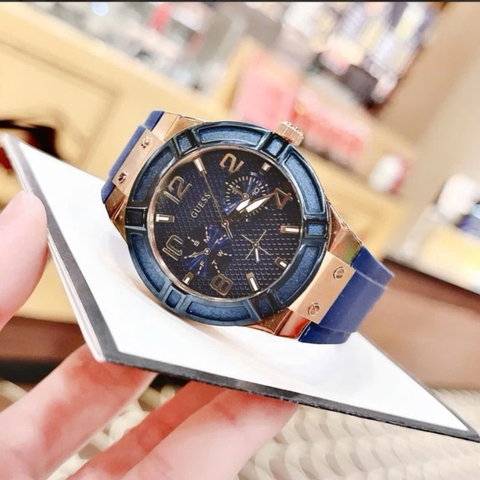 Guess Rigor |Nam Giới |Multifunction |Rose Gold |Dây Sillicone Xanh |Máy Pin (Quartz) |Size 45mm