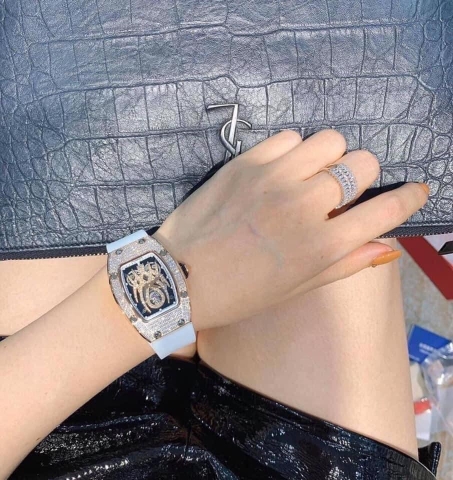 Hanboro Mặt Nhện |Nữ Giới |Rose Gold |Dây Cao Su Trắng |Máy Pin (Quartz) |Size 32x45mm