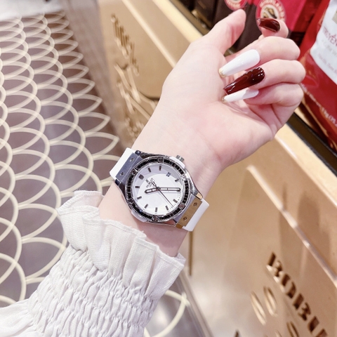 Hublot Geneve |Nữ Giới |Đính Đá Đen |Dây Silicone Trắng |Máy Pin (Máy Quartz) |Size 34mm