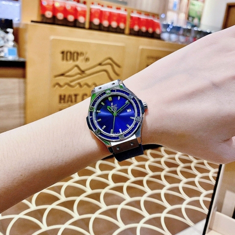 Hublot Geneve |Nữ Giới |Silver |Đính Đá |Dây Silicone Xanh |Máy Pin (Máy Quartz) |Size 34mm