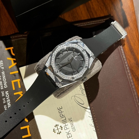 Hublot Classic Orlinski |Nam Giới |Đính Đá |Dây Silicone Đen |Máy Cơ (Automatic) |Size 42mm