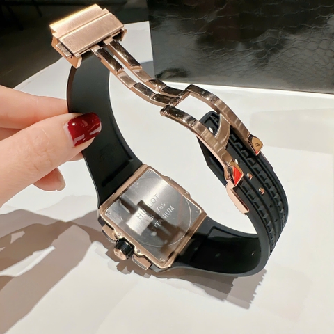Hublot Square Bang Unico |Nam Giới |Mặt Vuông |Rose Gold |Dây Silicone |Máy Pin (Máy Quartz) |Size 42x42mm