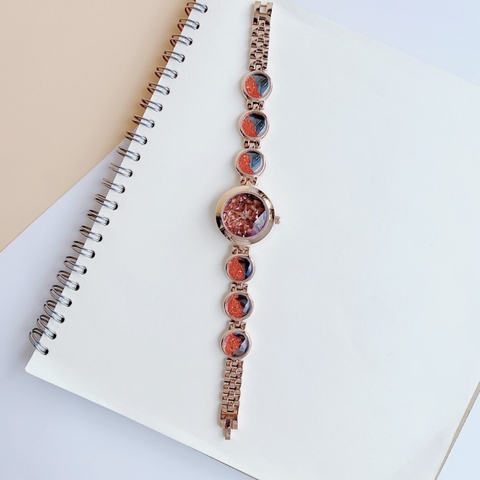 Melissa Mặt Tròn |Nữ Giới |Rose Gold |Lắc Tay Đính Đá Rơi Màu Đỏ |Máy Pin (Quartz) |Size 28mm