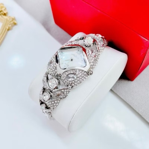 Melissa Mặt Vuông |Nữ Giới |Đính Đá |Lắc Tay Trắng Silver |Máy Pin (Quartz) |Size 38mm