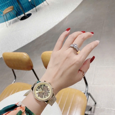 Michael Kors Bryn |Nữ Giới |Chronograph |Dây Kim Loại Vàng Gold |Máy Pin (Quartz) |Size 40mm