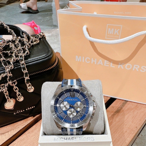 Michael Kors Brecken |Nam Giới |Chronograph |Dây Silicone Sọc Xanh |Máy Pin (Quartz) |Size 45mm