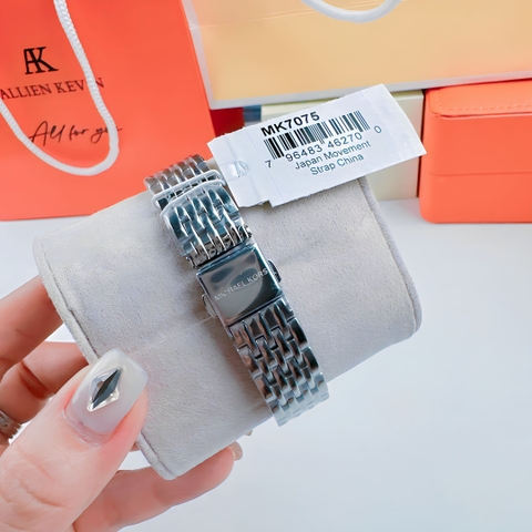 Micheal Kors Mindy |Nữ Giới |Mặt Trắng |Dây Kim Loại Đính Đá Silver |Máy Pin (Quartz) |Size 36mm