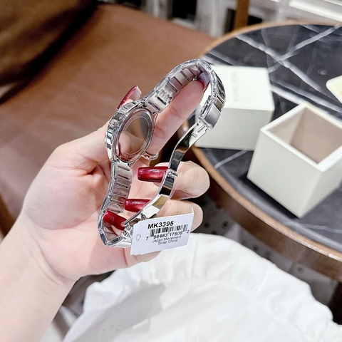 Micheal Kors Kerry |Nữ Giới |Mặt Xanh Da Trời |Dây Kim Loại Silver |Máy Pin (Quartz) |Size 36mm