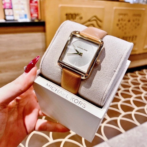 Michael Kors Lake |Nữ Giới |Mặt Vuông Trắng |Dây Da Nâu |Máy Pin (Quartz) |Size 33mm