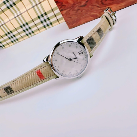 Burberry The Classic |Nữ Giới |Mặt Trắng |Đính Đá |Dây Vải Bọc Da Nude |Máy Pin (Quartz) |Size 32mm