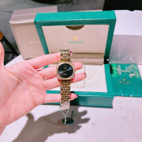 Rolex Cellini |Nữ Giới |Mặt Vuông Đen |Dây Kim Loại Vàng Gold |Máy Pin (Máy Quartz) |Size 33mm