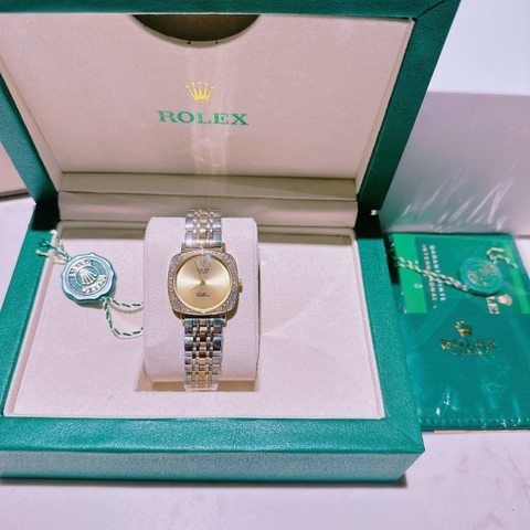 Rolex Cellini |Nữ Giới |Mặt Vuông |Vàng Gold |Dây Kim Loại Demi Vàng |Máy Pin (Máy Quartz) |Size 33mm