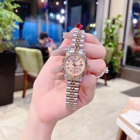 Rolex Date Just |Nữ Giới |Mặt Hồng |Niềng Khía |Dây Kim Loại Demi |Máy Pin (Máy Quartz) |Size 28mm