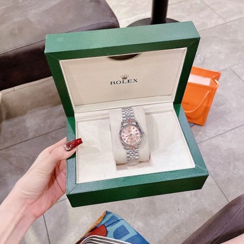 Rolex Date Just |Nữ Giới |Mặt Hồng |Niềng Khía |Dây Kim Loại |Máy Pin (Máy Quartz) |Size 31mm