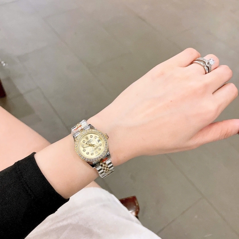 Rolex Date Just |Nữ Giới |Mặt Vàng Gold |Đính Đá |Dây Kim Loại Demi |Máy Pin (Máy Quartz) |Size 28mm