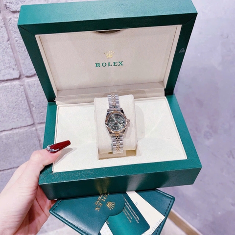 Rolex Date Just |Nữ Giới |Mặt Xanh Lá |Niềng Khía |Dây Kim Loại Demi |Máy Pin (Máy Quartz) |Size 28mm