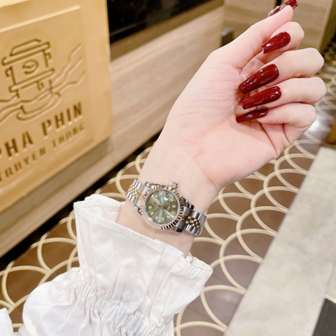 Rolex Date Just |Nữ Giới |Mặt Xanh Rêu |Niềng Khía |Dây Kim Loại Demi |Máy Pin (Máy Quartz) |Size 28mm