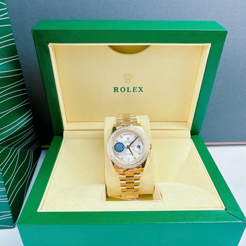 Rolex 2 Lịch |Nam Giới |Mặt Trắng |Đính Đá |Dây Kim Loại Vàng Gold |Máy Cơ (Automatic) |Size 41mm