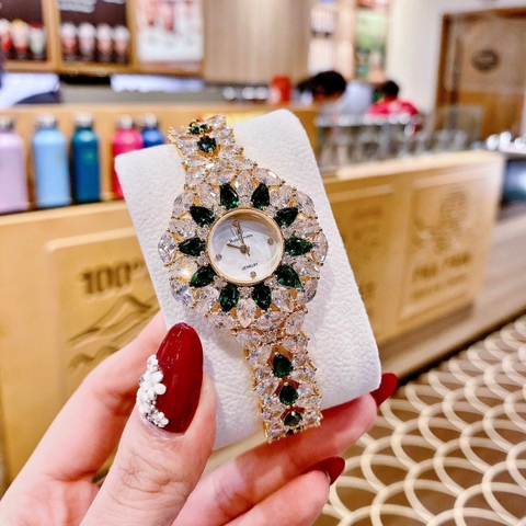 Royal Crown Đính Đá Xanh Lá |Nữ Giới |Tựa Bông Hoa |Lắc Tay Vàng Gold |Máy Pin (Quartz) |Size 36mm