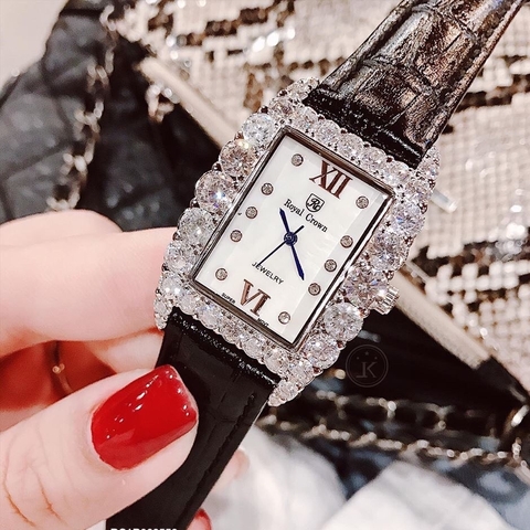 Royal Crown Mặt Chữ Nhật |Nữ Giới |Đính Đá |Dây Da Đen |Máy Pin (Quartz) |Size 30x34mm