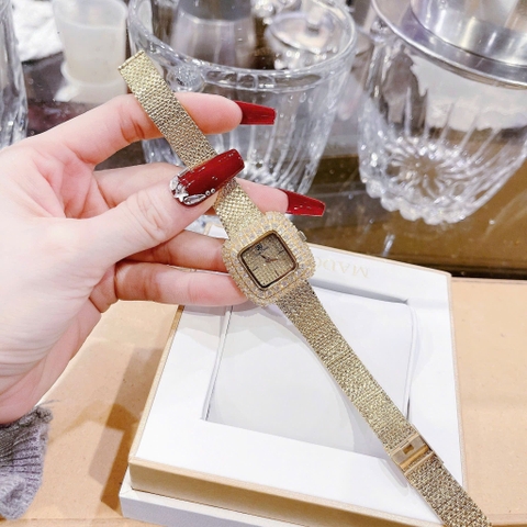 Royal Crown Mặt Vuông |Nữ Giới |Đính Đá |Dây Lưới Vàng Gold |Máy Pin (Quartz) |Size 30mm