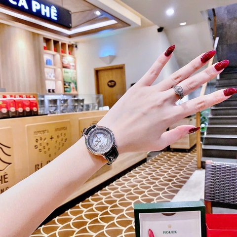 Royal Crown Viền Đá Chạy |Nữ Giới |Silver |Dây Da Đen |Máy Pin (Quartz) |Size 35mm