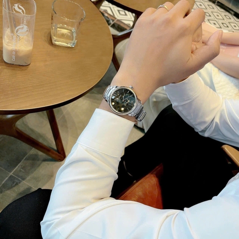 Burberry The City |Nam Giới |Mặt Đen |Dây Kim Loại Trắng Silver |Máy Pin (Quartz) |Size 40mm
