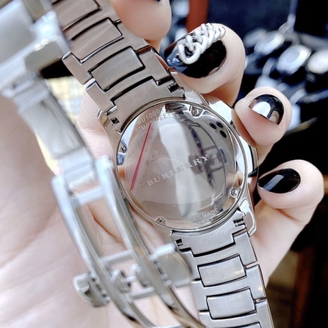 Burberry The Classic Round |Nam Giới |Xanh Dương |Dây Kim Loại Silver |Máy Pin (Quartz) |Size 40mm