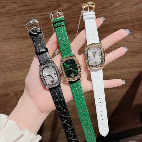 Versace Couture |Nữ Giới |Mặt Chữ Nhật |Vàng Gold |Dây Da Xanh Lá |Máy Pin (Quartz) |Size 30x38mm