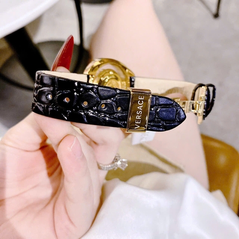 Versace Đá Rơi |Nữ Giới |Vàng Gold |Dây Da Màu Đen |Máy Pin (Quartz) |Size 36mm