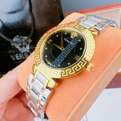 Versace Daphnis |Nữ Giới |Mặt Đen |Dây Kim Loại Demi Vàng |Máy Pin (Quartz) |Size 35mm