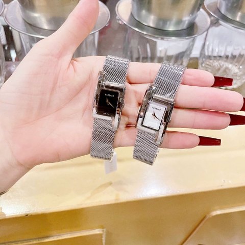 Versace Greca Icon |Nữ Giới |Mặt Chữ Nhật Trắng |Dây Thép Lưới Silver |Máy Pin (Quartz) |Size 21x39mm