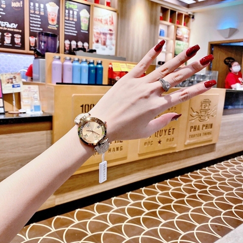 Versace Revive |Nữ Giới |Vàng Gold |Tráng Gương |Dây Da Nude |Máy Pin (Quartz) |Size 35mm