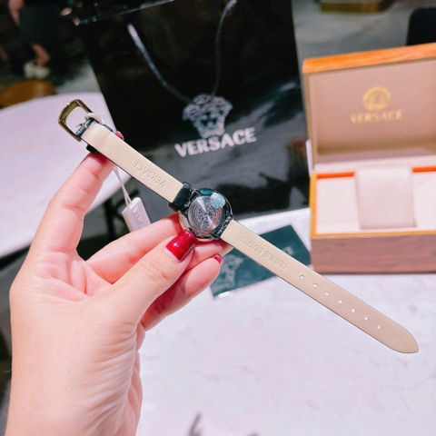 Versace Virtus Mini |Nữ Giới |Vàng Gold |Dây Da Màu Đen |Máy Pin (Quartz) |Size 28mm