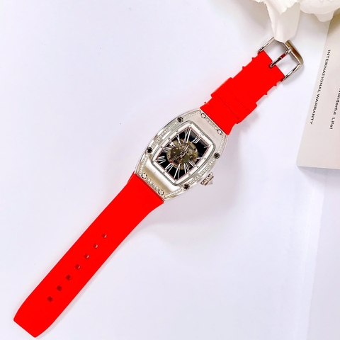 Xcer Lộ Máy |Nữ Giới |Mặt Chữ Nhật |Đính Đá |Dây Silicone Đỏ |Máy Tự Động (Automatic) |Size 36mm
