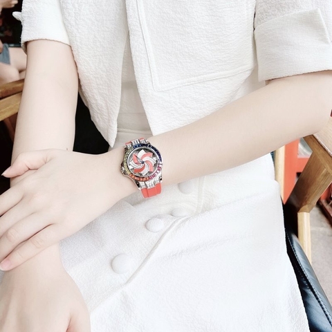 Xcer Mặt Xoay |Nữ Giới |Đính Đá |Rose Gold |Dây Cao Su Đỏ |Máy Pin (Quartz) |Size 38mm